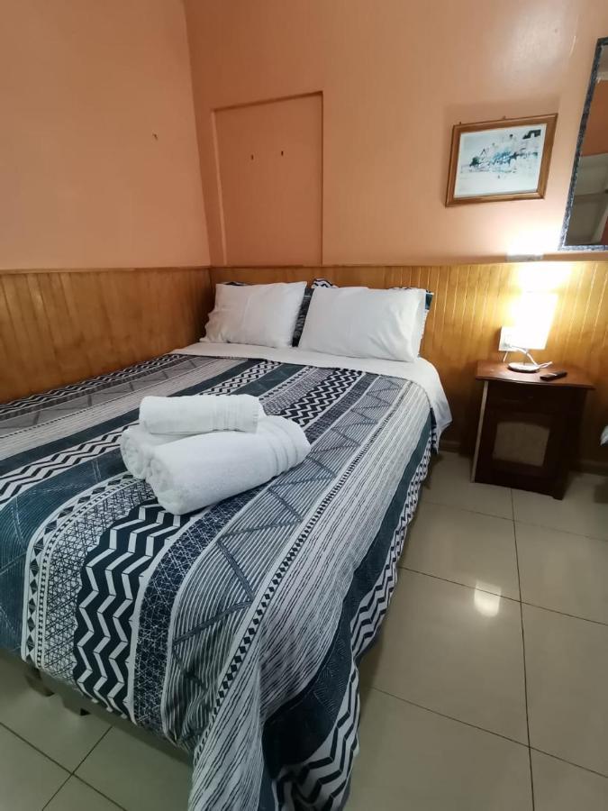 Hostal Las Heras Temuco Exterior photo