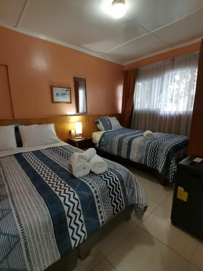 Hostal Las Heras Temuco Exterior photo