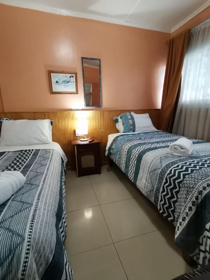 Hostal Las Heras Temuco Exterior photo